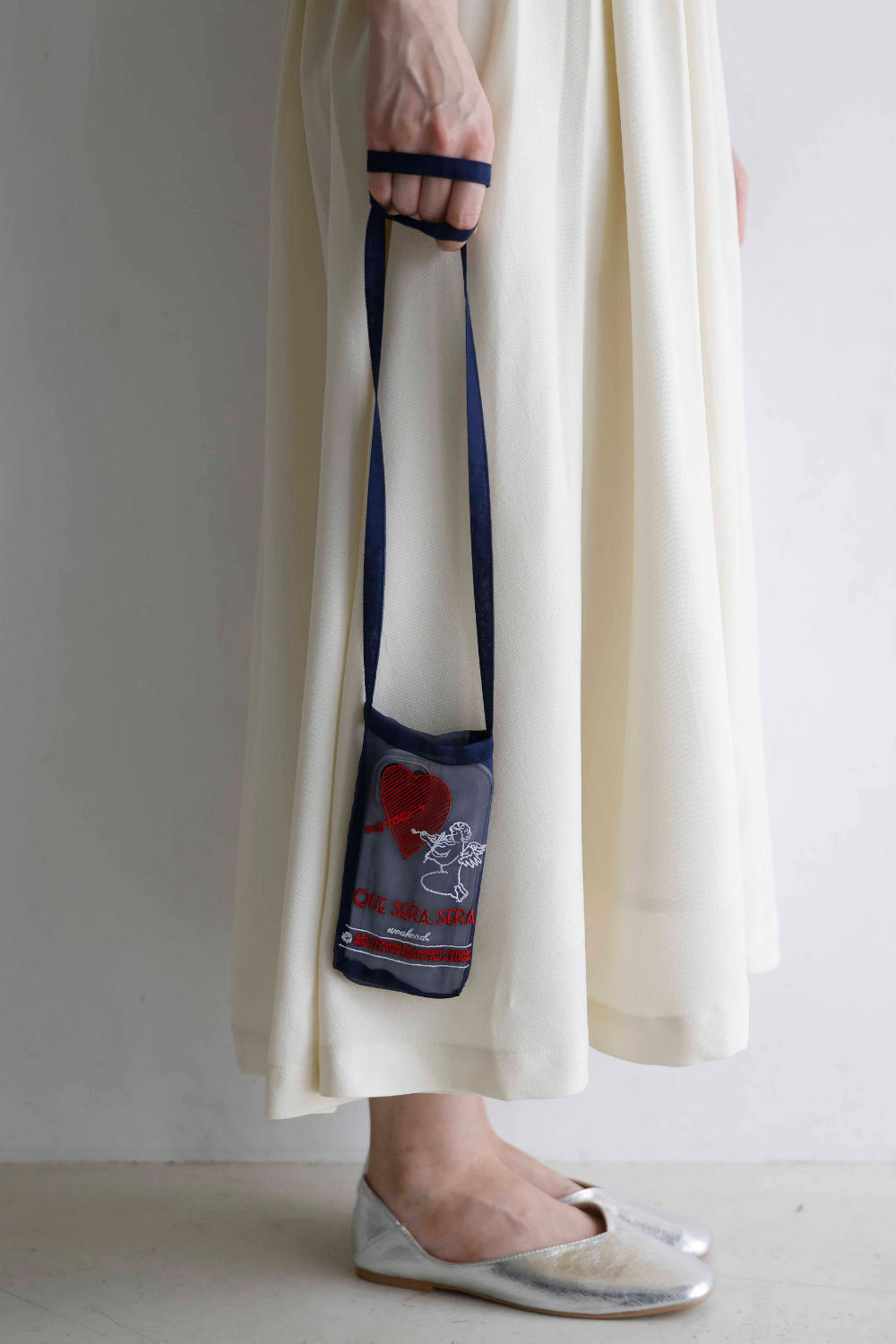 BRIGITTE TANAKA】刺繍オーガンジーポーチ / NVY – weakend