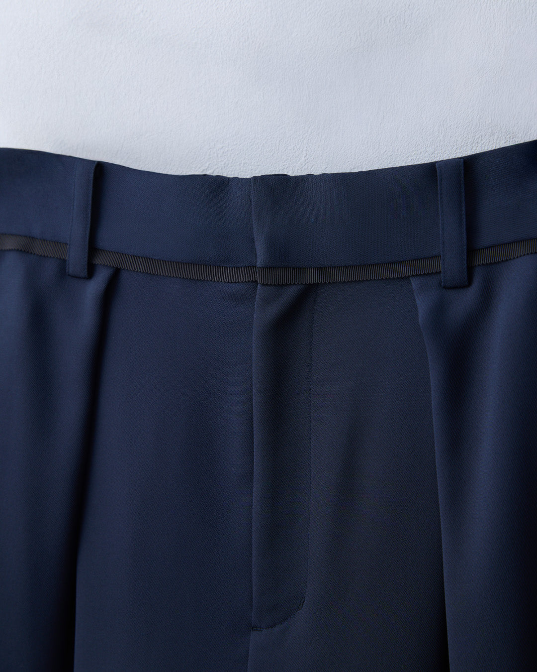 リボンテープタックパンツ