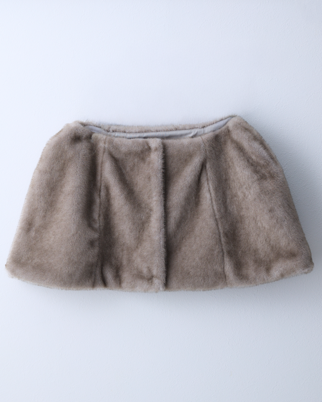 ファースヌード