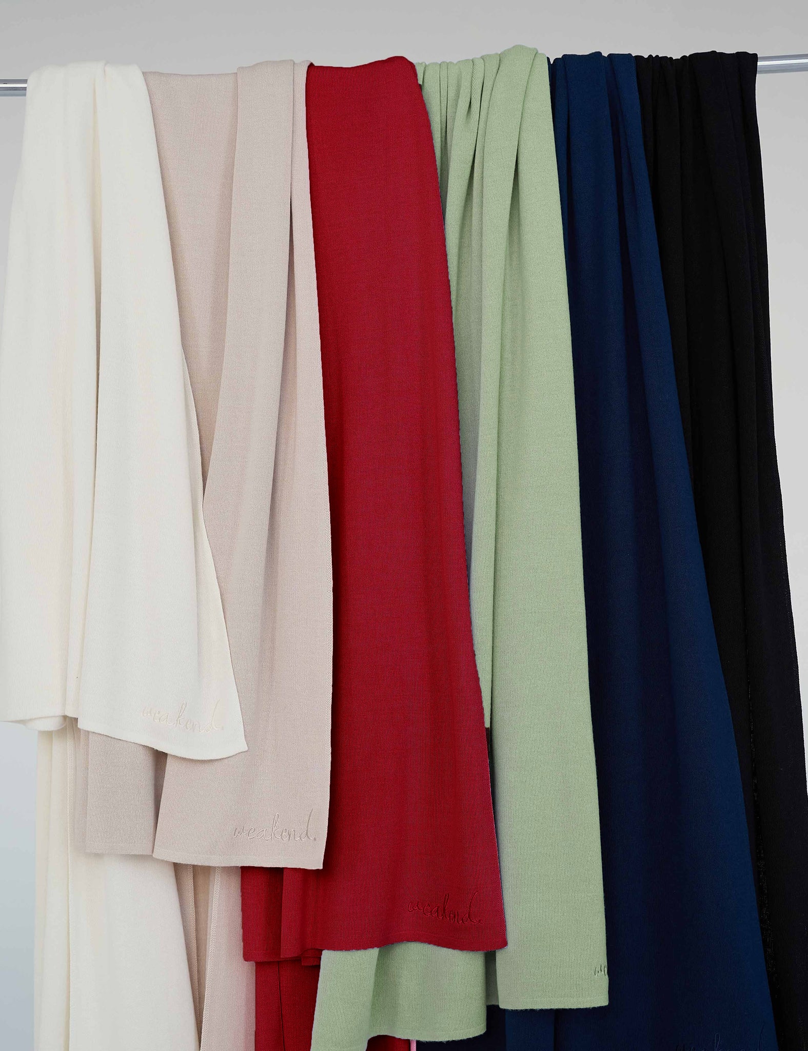 【新品未開封】weakend ウィークエンド シルクストール Order】シルクニットストール – weakend