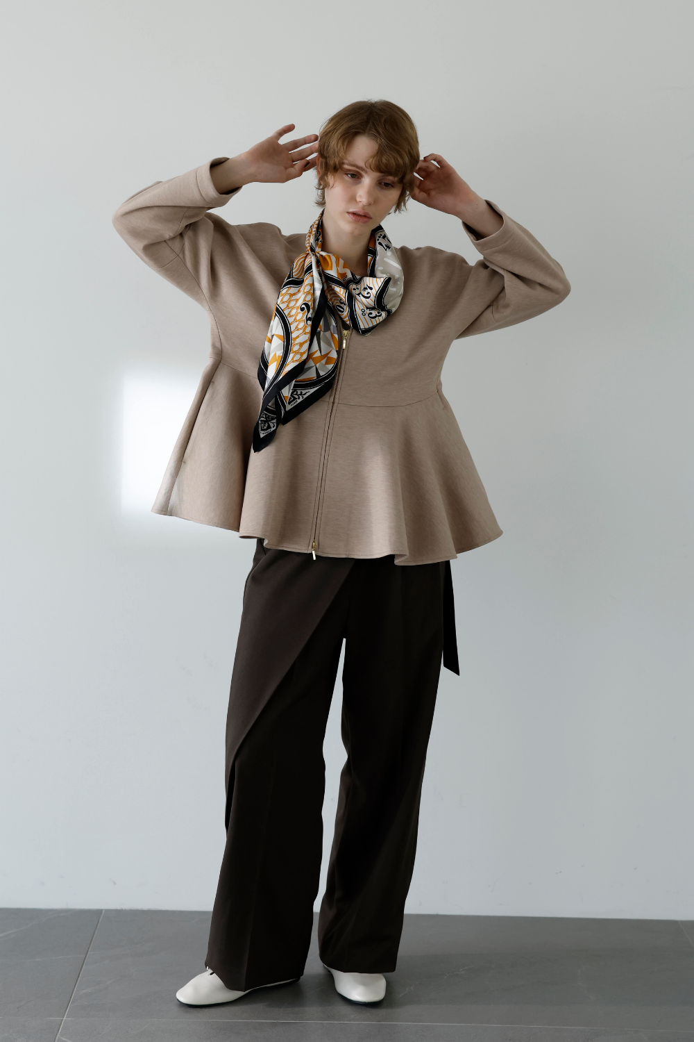 ペプラムZIPジャケット – weakend ペプラムZIPジャケット – weakend