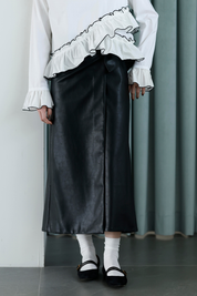 レザーライクスカート