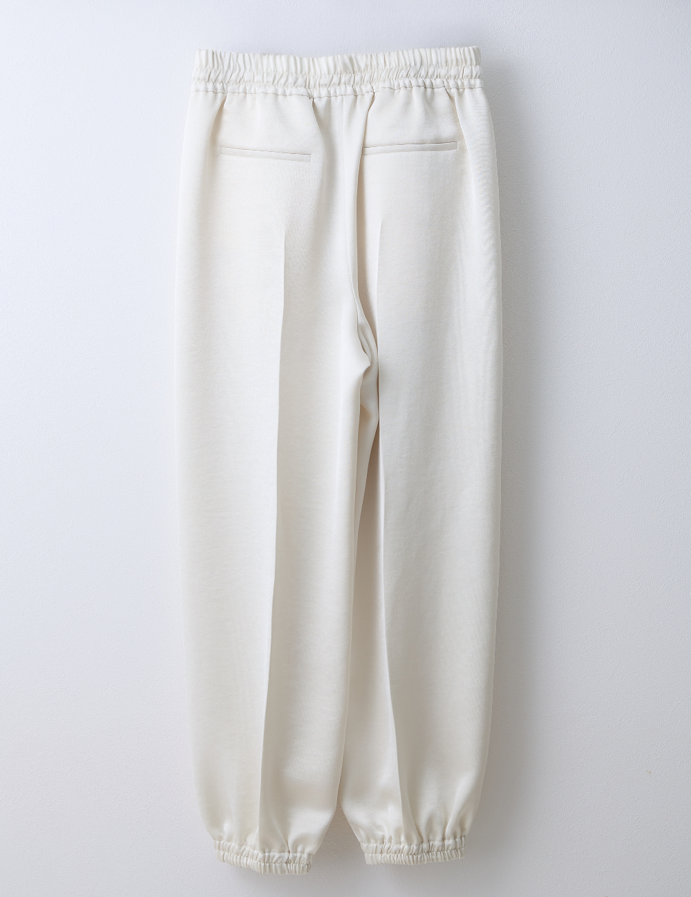 サテンジョガーパンツ